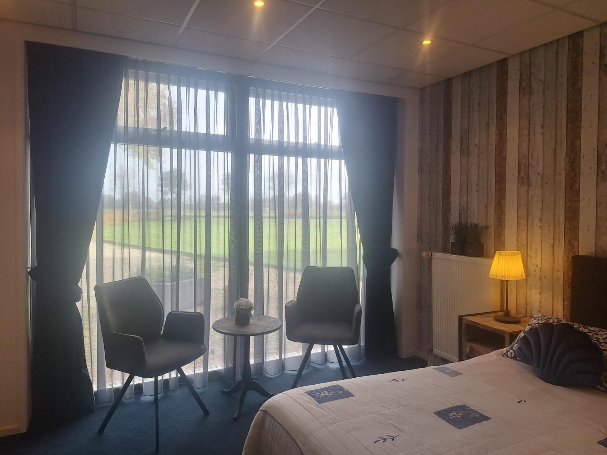 Hoeve Montigny B&B Гитхорн Экстерьер фото