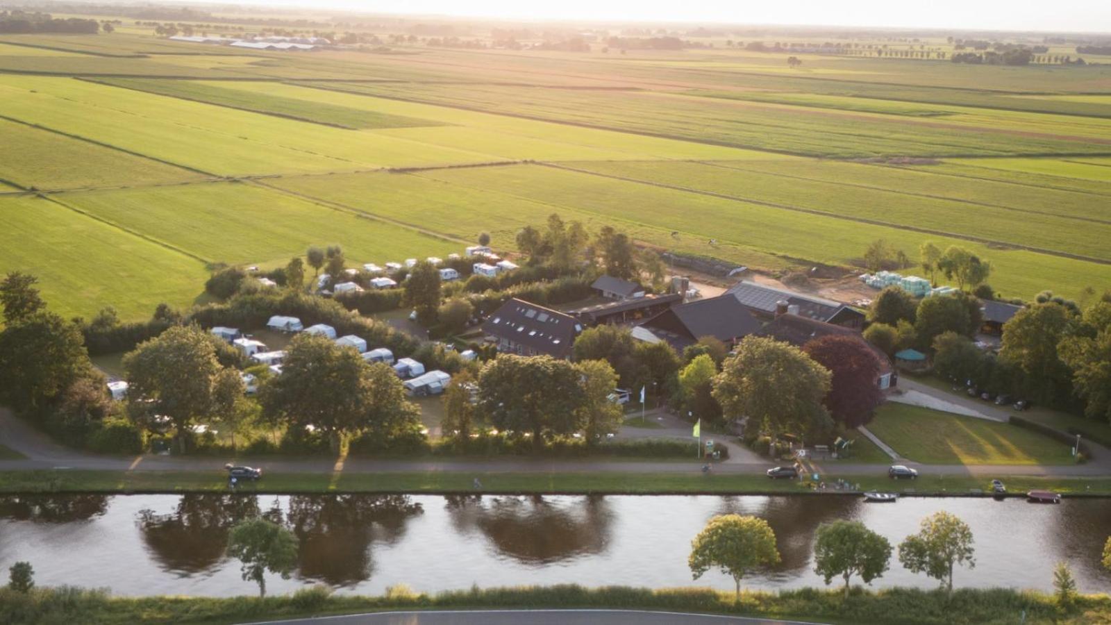 Hoeve Montigny B&B Гитхорн Экстерьер фото