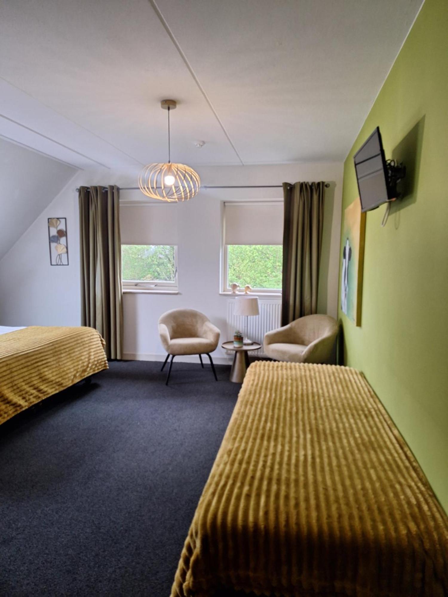 Hoeve Montigny B&B Гитхорн Экстерьер фото